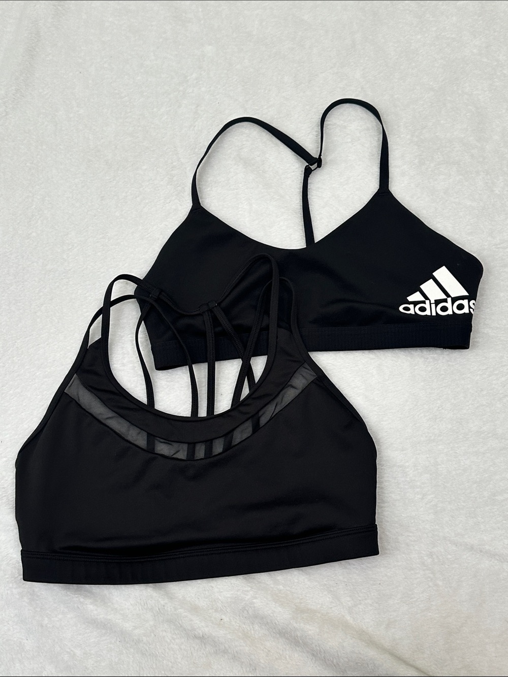 🍁 Bundle of 2 Adidas/Victoria’s Secret Sports Bras Size M